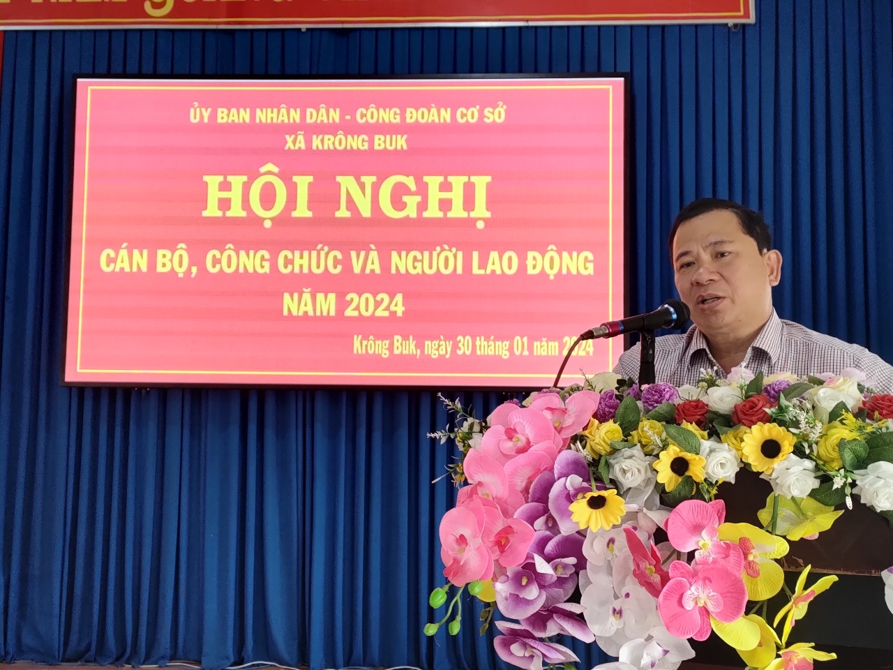 Hội nghị cán bộ, công chức, người lao động xã Krông Buk năm 2024